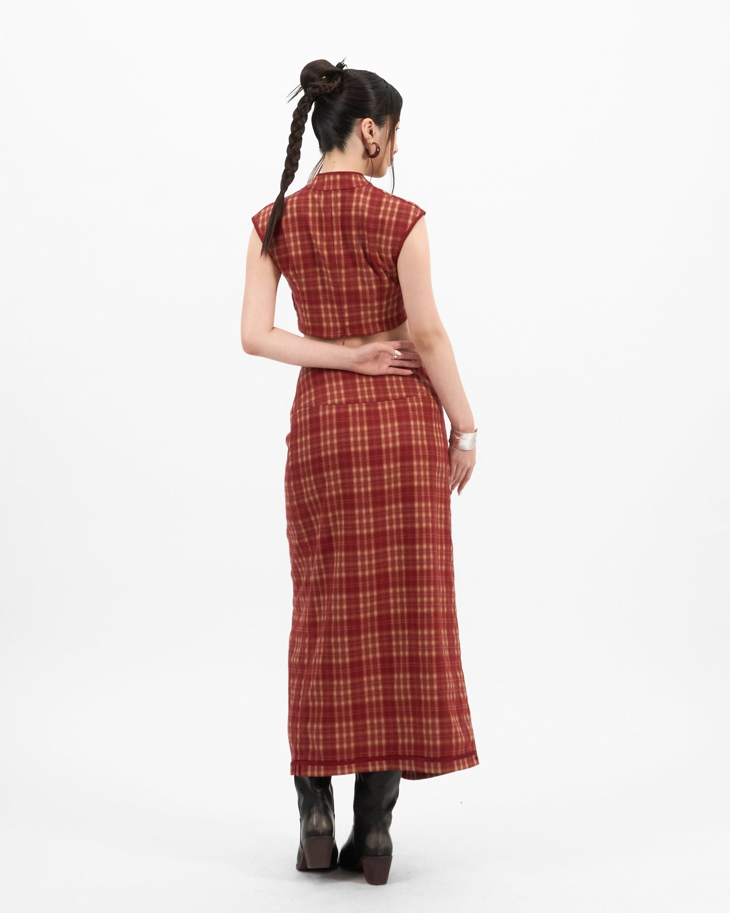 VOL.3_CH.1 Plaid Top - Red - BEV C multi label store