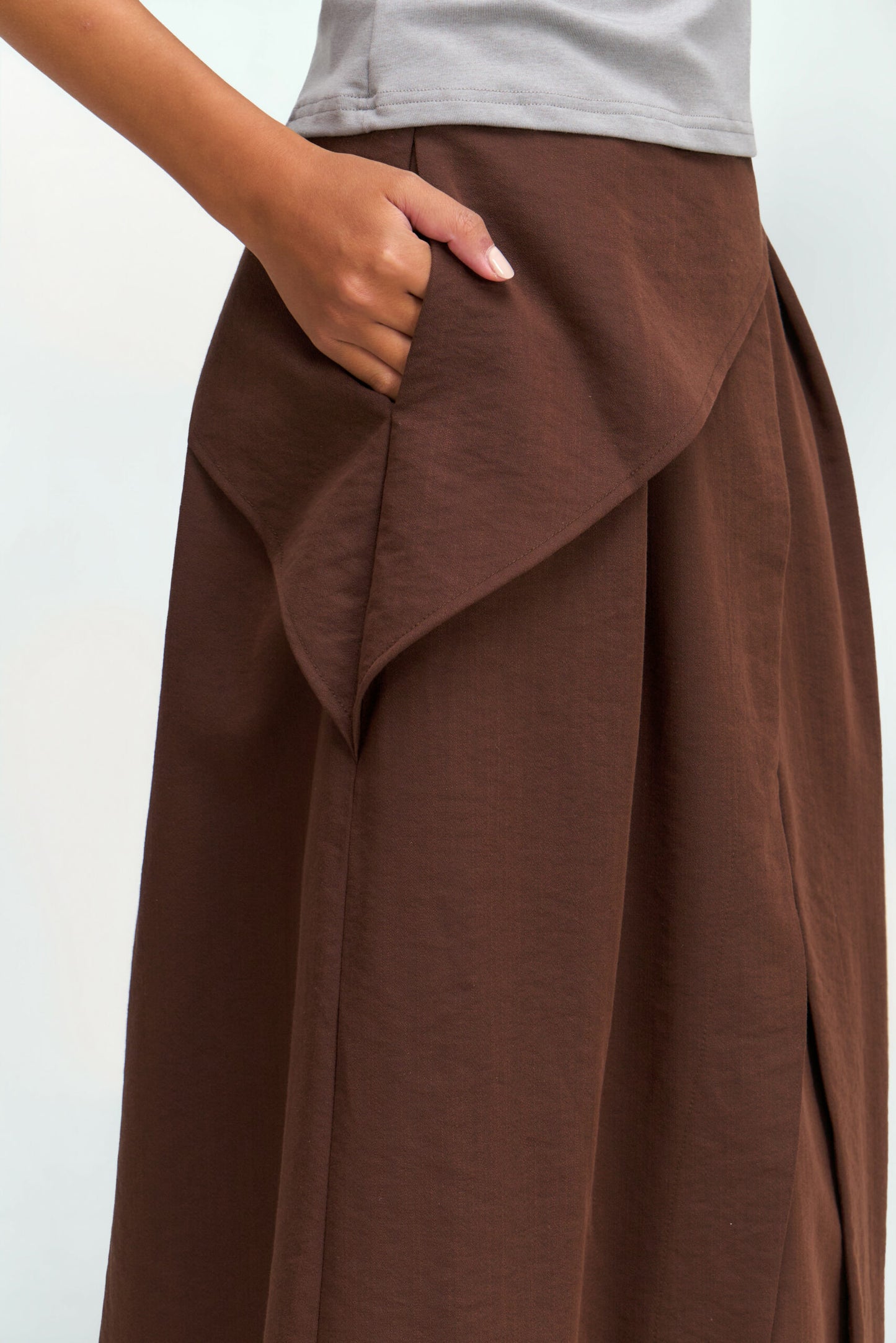 Waist Bandeu Pleated Skirt – Plus Long (Brown) - BEV C multi label store