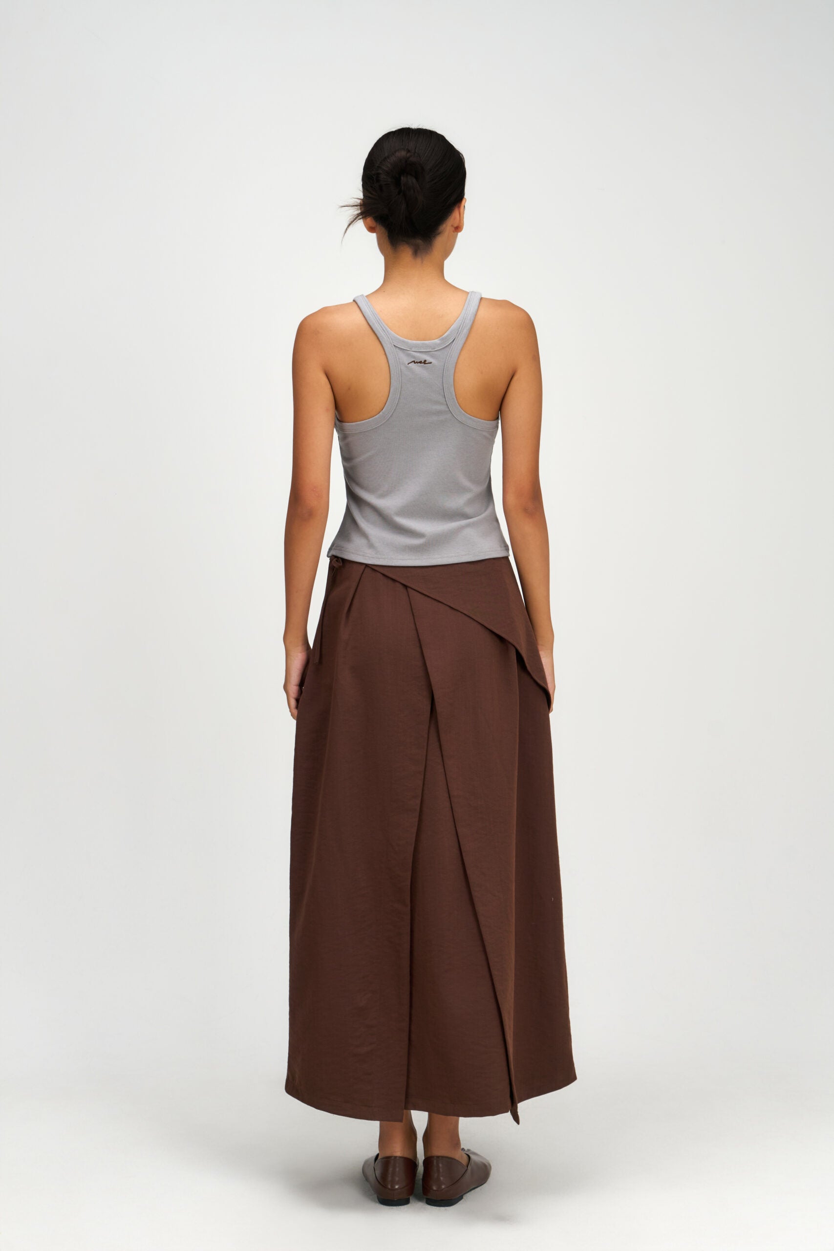 Waist Bandeu Pleated Skirt – Plus Long (Brown) - BEV C multi label store