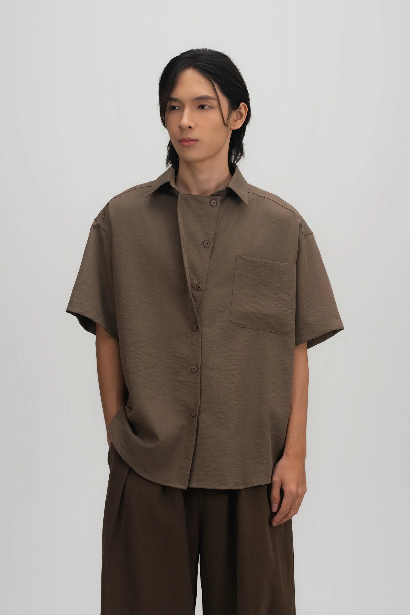Gender Neutral Drape Neck Short-Sleeve Shirt (Tea) - BEV C multi label store