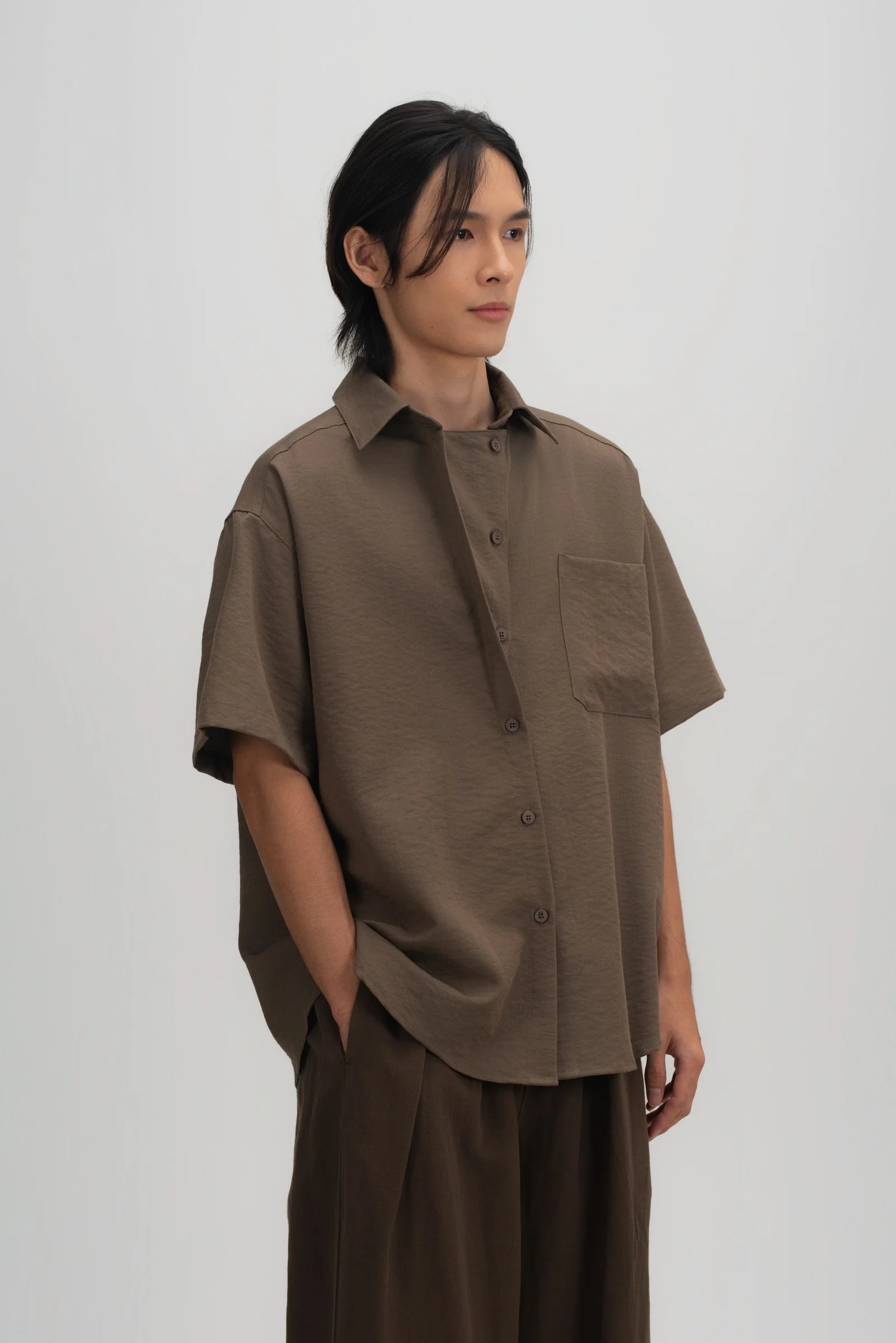 Gender Neutral Drape Neck Short-Sleeve Shirt (Tea) - BEV C multi label store