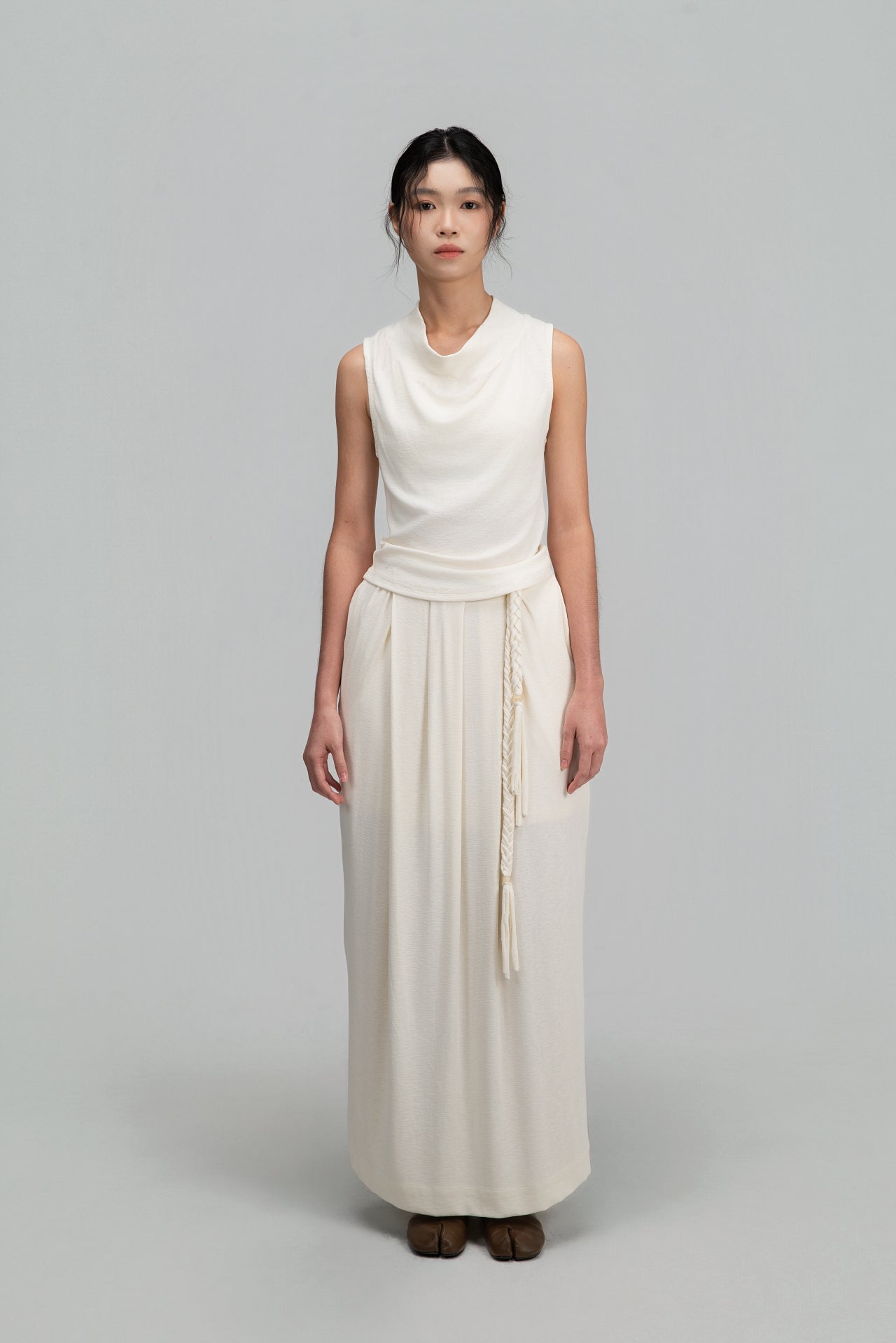 Snow Knit Pleated Cocoon Skirt w/ Braided Belt (White) - BEV C multi label store